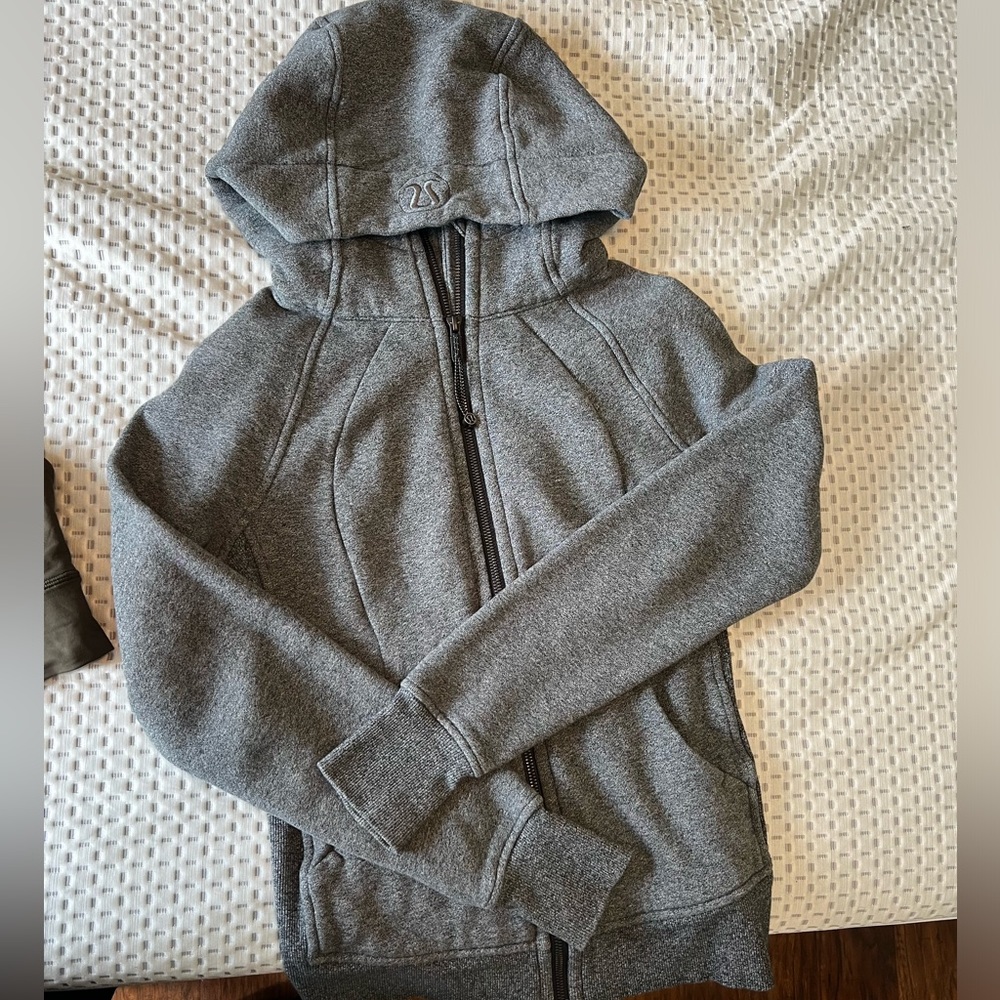 Lululemon full zip scuba heather gray size 2